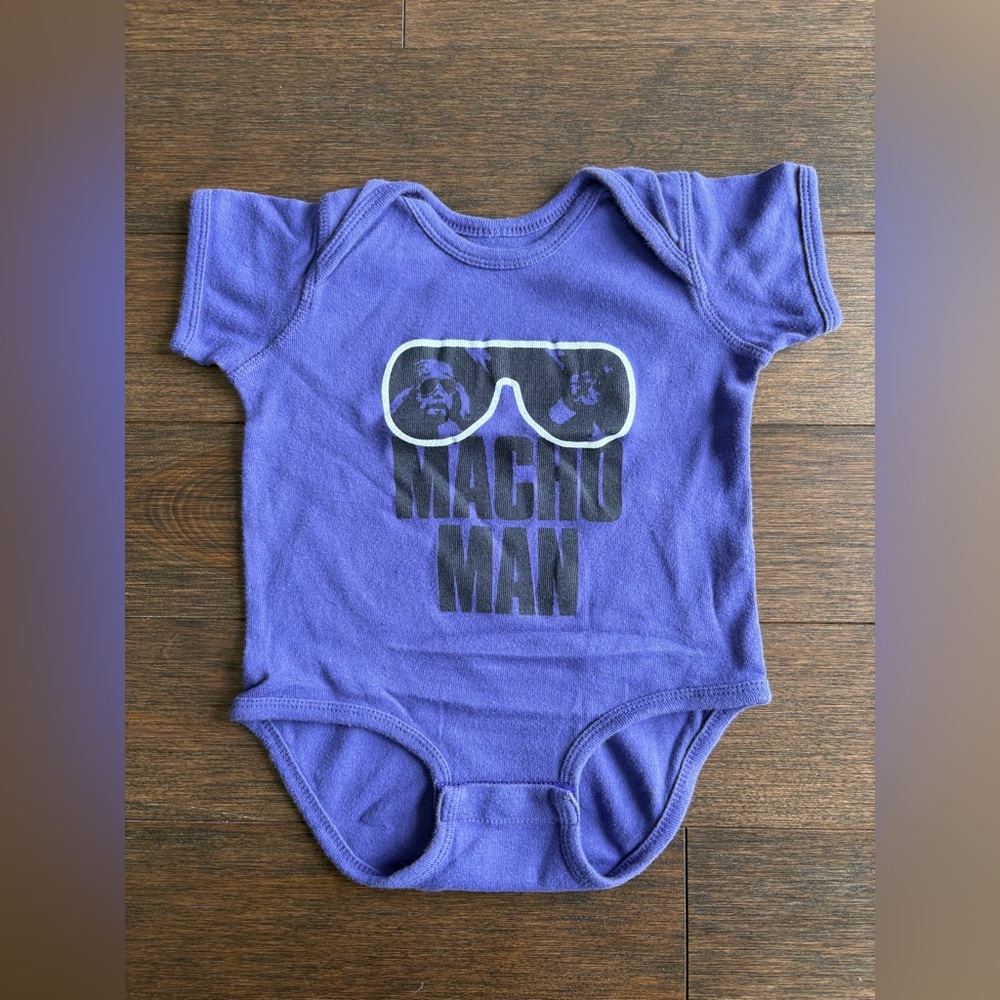 Infant Purple "Macho Man" Randy Savage Bodysuit Diaper Shirt Size 18 Months WWE